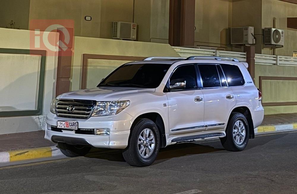 تويوتا لاندكروزر